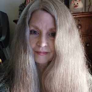 Meet your Posher, Joann